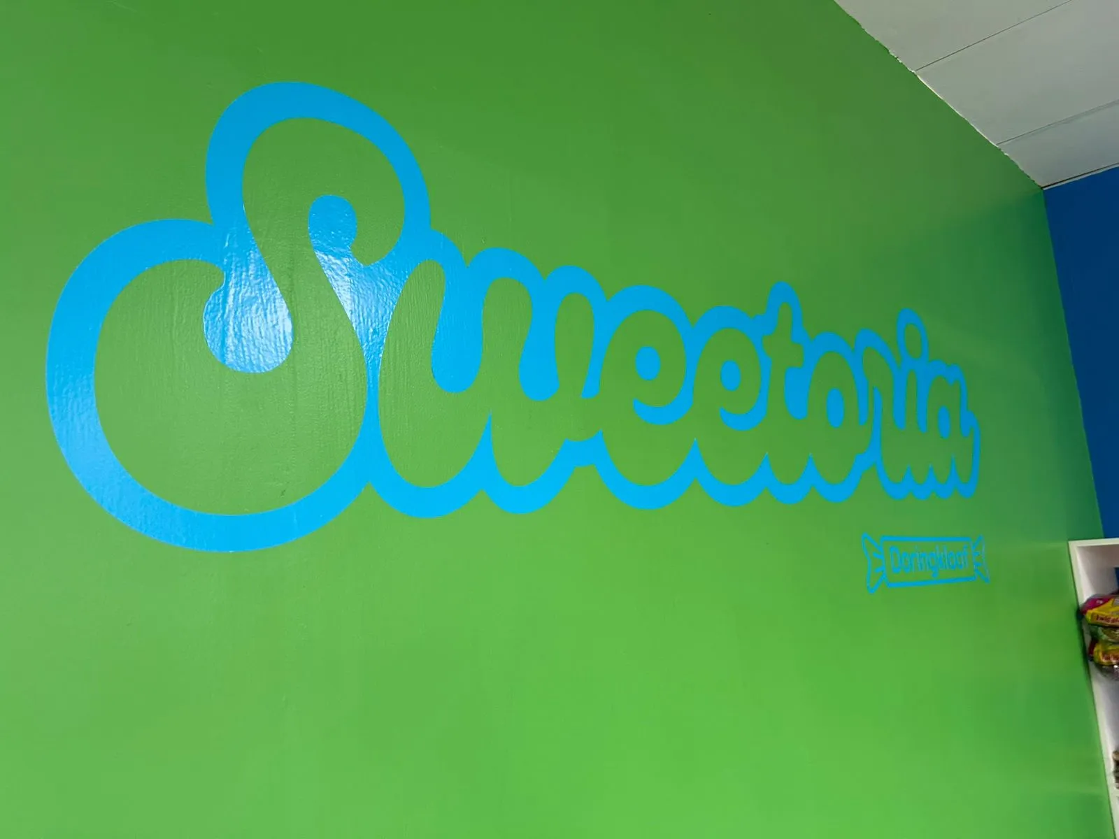 Large format printing in progress